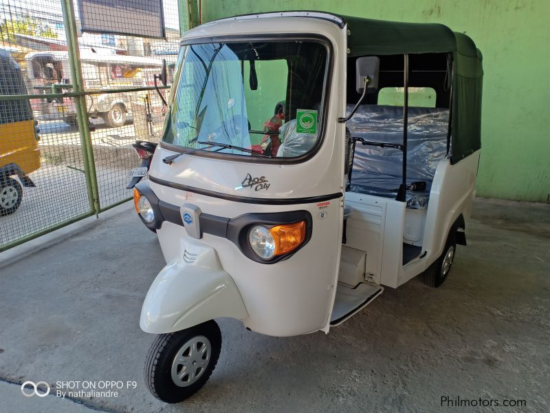 Piaggio Ape in Philippines