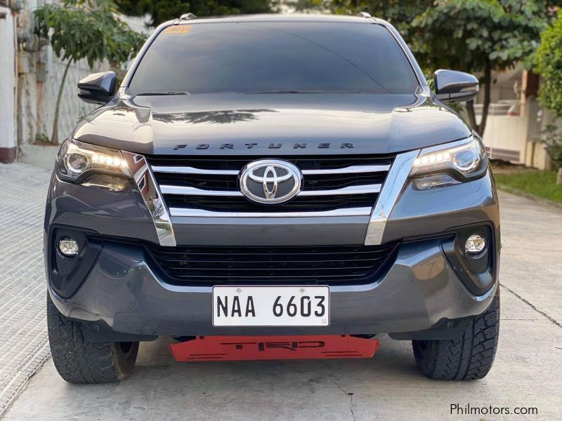 Toyota Fortuner V 4X2 A/T in Philippines