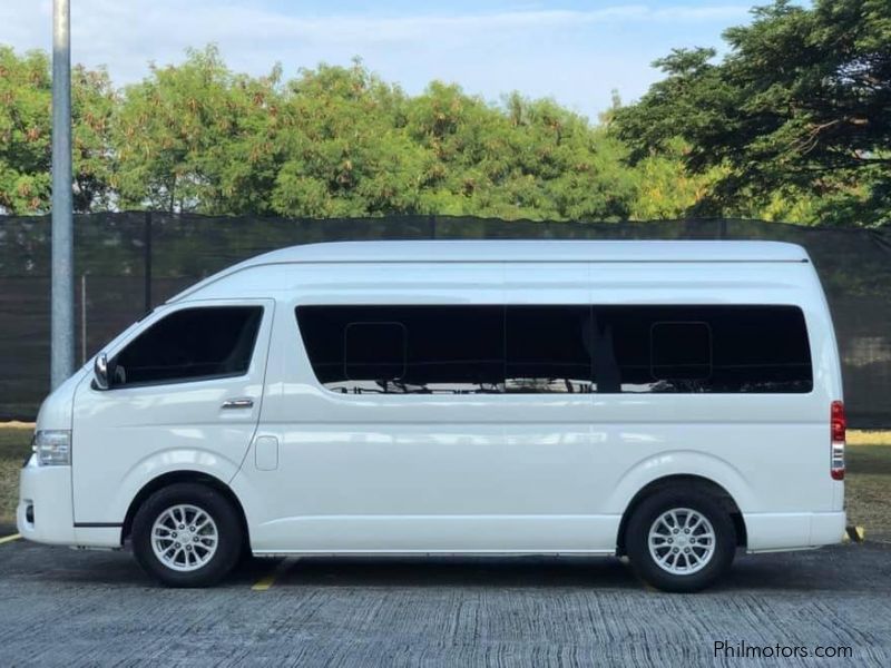 Toyota HiAce Super Grandia LXV in Philippines