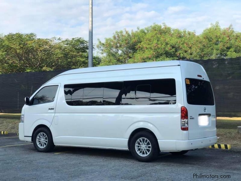 Toyota HiAce Super Grandia LXV in Philippines