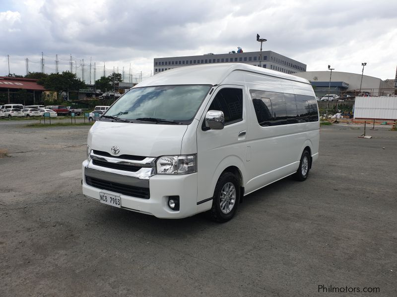 Toyota Hiace super grandia LXV in Philippines