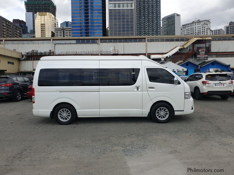 Toyota Hiace super grandia LXV in Philippines