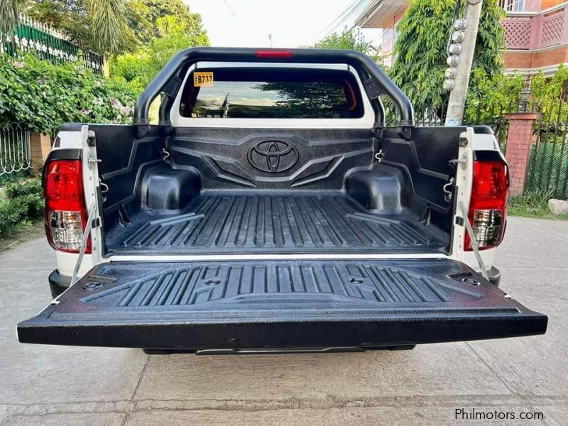 Toyota Hilux MT in Philippines