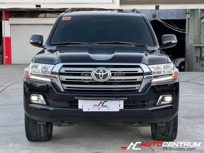 Toyota Land Cruiser 200 in Philippines