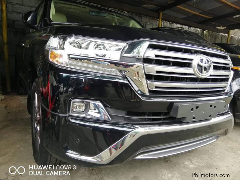 Toyota Land Cruiser platinum Dubai edition in Philippines