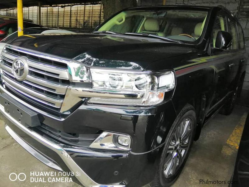 Toyota Land Cruiser platinum Dubai edition in Philippines