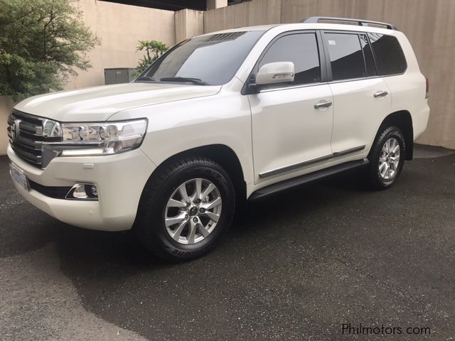 Toyota Landcruiser 200 in Philippines