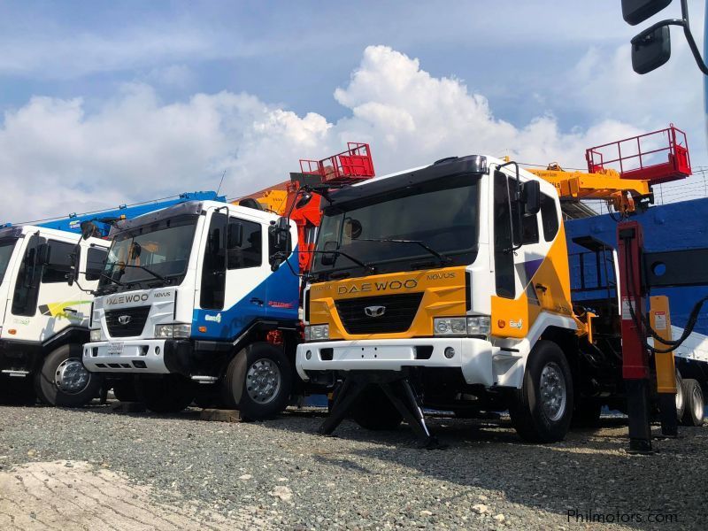 Daewoo 10 wheeler boom truck 7 tons in Philippines