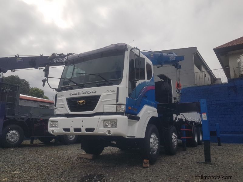 Daewoo 15 tons boom truck / cargo crane in Philippines