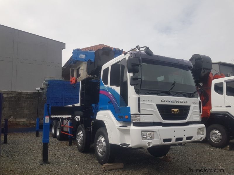 Daewoo 15 tons boom truck / cargo crane in Philippines