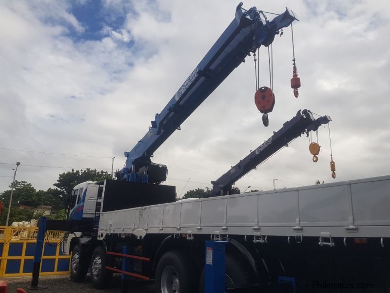 Daewoo 15 tons boom truck / cargo crane in Philippines