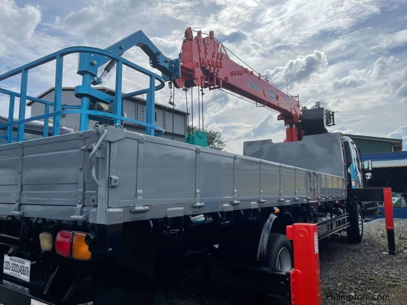 Daewoo BOOM TRUCK WITH MAN LIFT/ CARGO CRANE TRUCK in Philippines