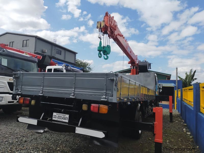 Daewoo BOOM TRUCK/ CARGO CRANE TRUCK in Philippines