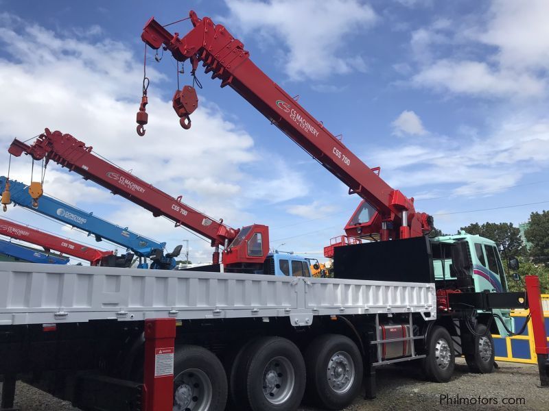 Daewoo BOOM TRUCK/ CARGO CRANE TRUCK in Philippines