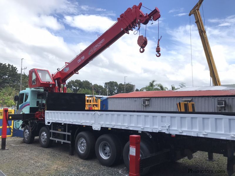 Daewoo BOOM TRUCK/ CARGO CRANE TRUCK in Philippines