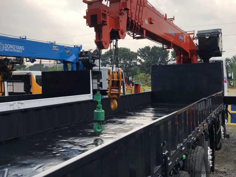 Daewoo CARGO CRANE BOOM TRUCK in Philippines