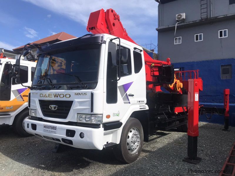 Daewoo MAN LIFT TRUCK/ AERIAL LIFT/ SKY LIFT in Philippines