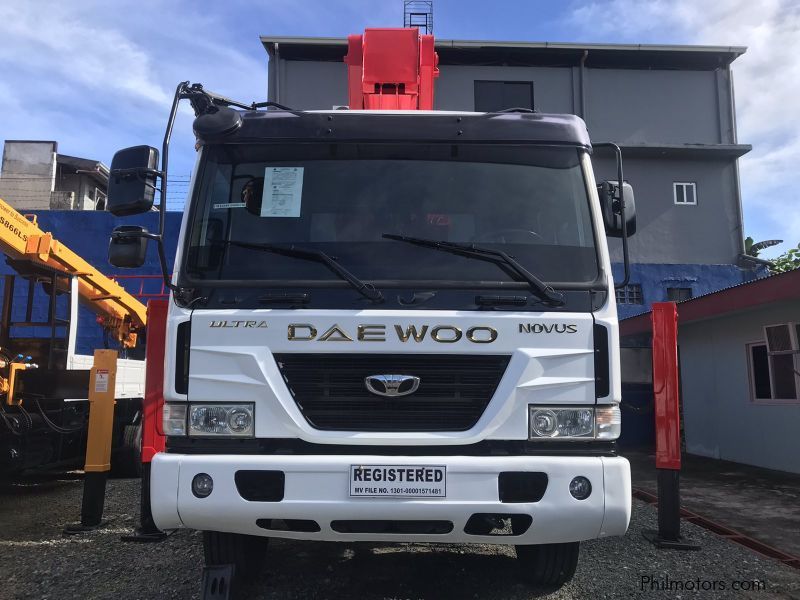 Daewoo MAN LIFT TRUCK/ AERIAL LIFT/ SKY LIFT in Philippines