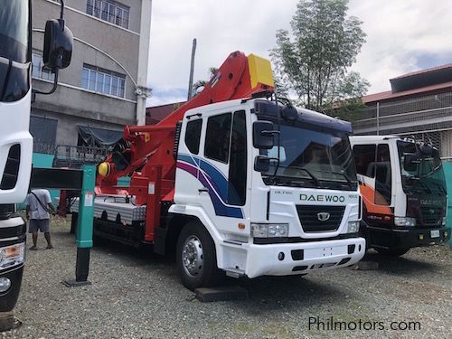 Daewoo Manlift Truck 45 meters in Philippines