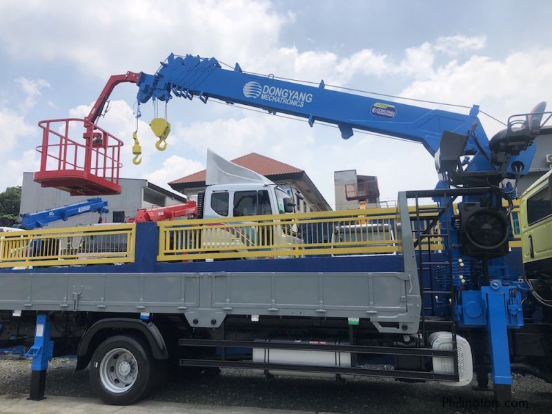 Daewoo boom truck 7 tons in Philippines