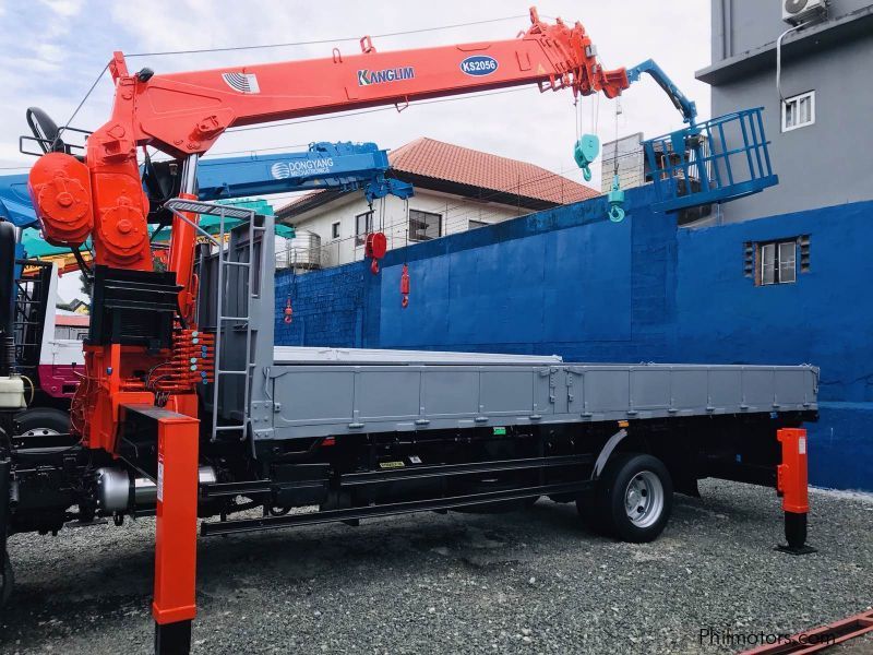 Daewoo boom truck 7 tons in Philippines