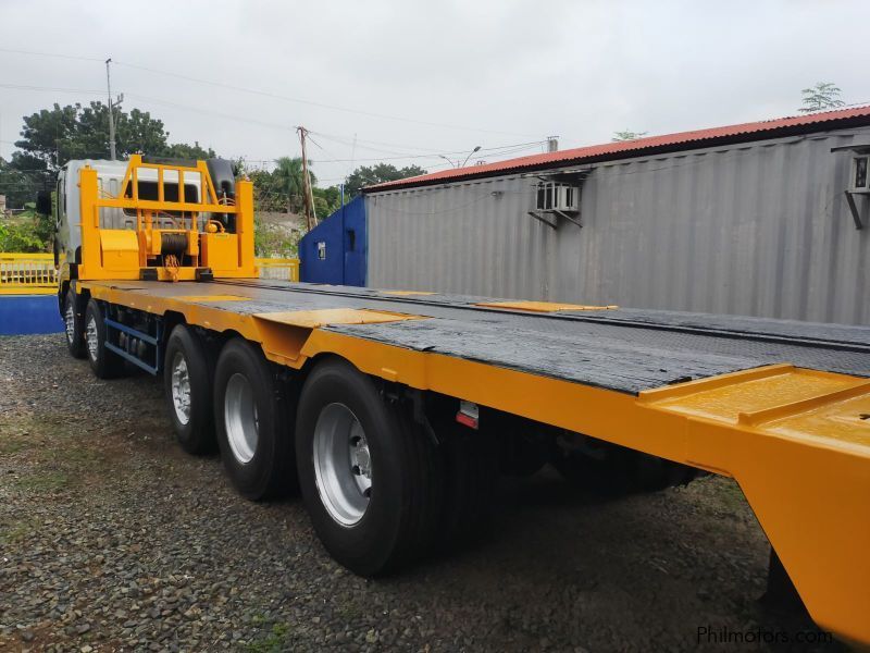 Hyundai 14 wheeler SELF LOADER TRUCK in Philippines