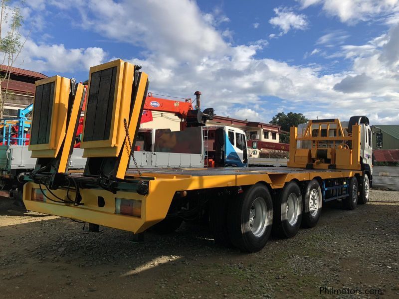 Hyundai SELF LOADER TRUCK 40 TONNER in Philippines