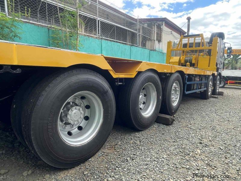 Hyundai Self Loader Truck in Philippines