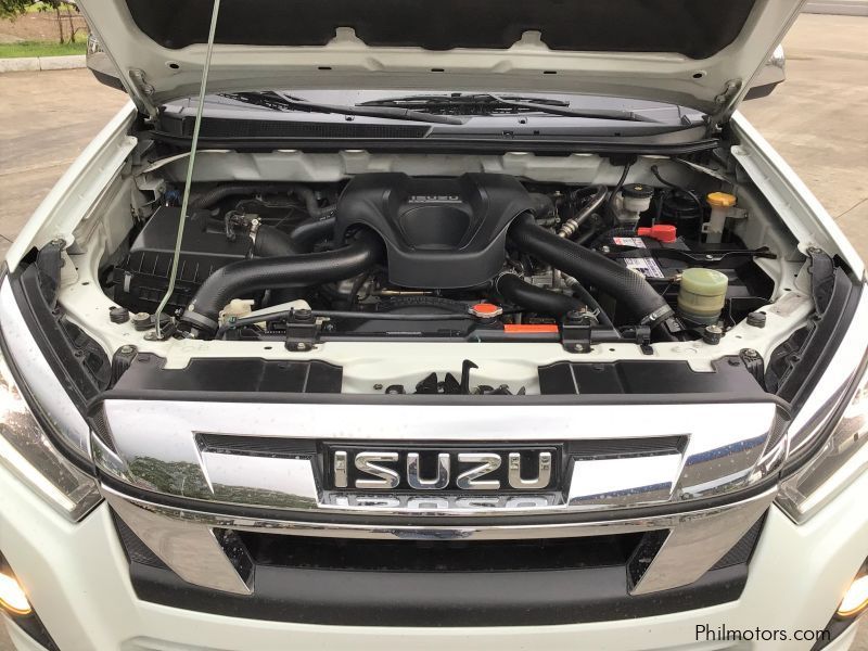 Isuzu DMAX LS matic Lucena City in Philippines