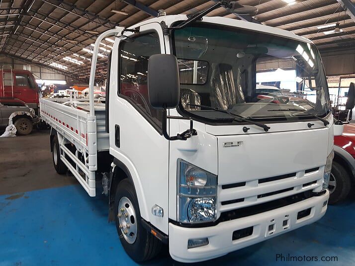 Isuzu Dropside Cargo Truck in Philippines