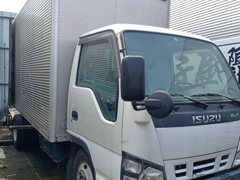 Isuzu ELF NKR CLOSED VAN 4HL1 in Philippines