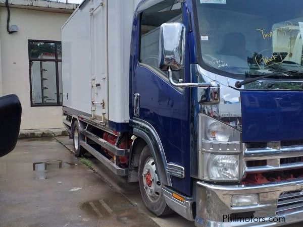 Isuzu ELF NMS FREEZER VAN 4JJ1 in Philippines