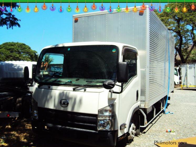 Isuzu Elf Aluminum Closed Van in Philippines