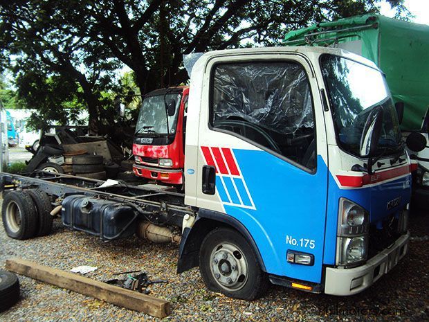 Isuzu Elf Aluminum Closed Van in Philippines