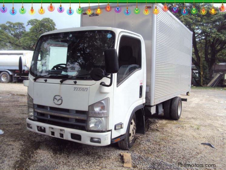 Isuzu Elf Aluminum Closed Van in Philippines