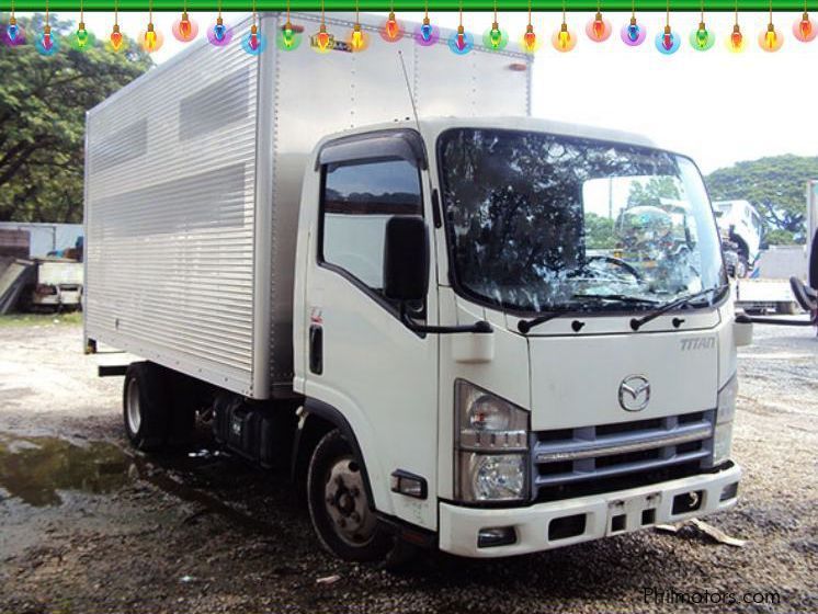 Isuzu Elf Aluminum Closed Van in Philippines