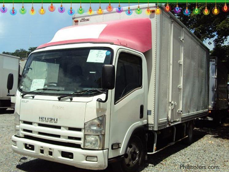 Isuzu Elf Aluminum Closed Van in Philippines