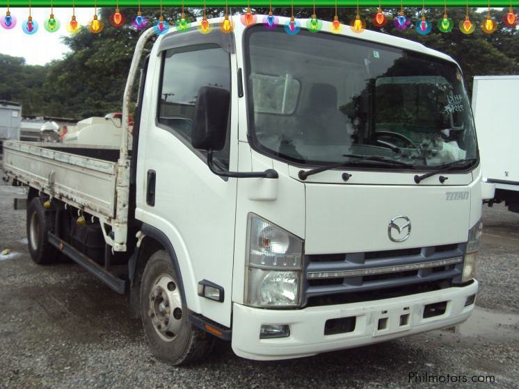 Isuzu Elf Dropside Cargo in Philippines