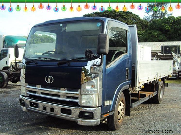 Isuzu Elf Dropside Cargo in Philippines