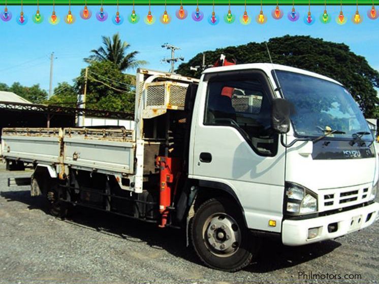 Isuzu Elf Dropside Cargo With Crane in Philippines