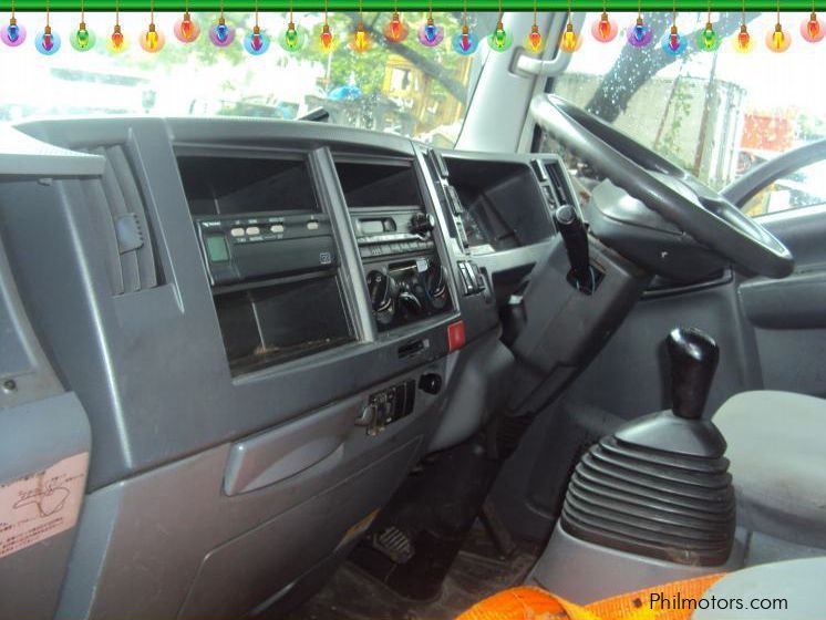 Isuzu Elf Wing Van in Philippines