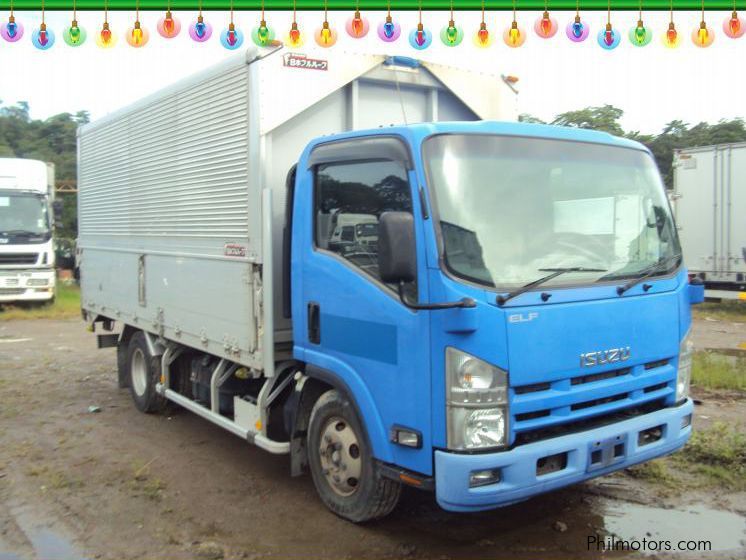 Isuzu Elf Wing Van in Philippines