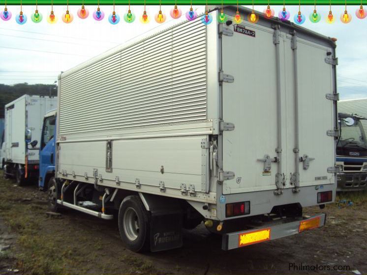 Isuzu Elf Wing Van in Philippines