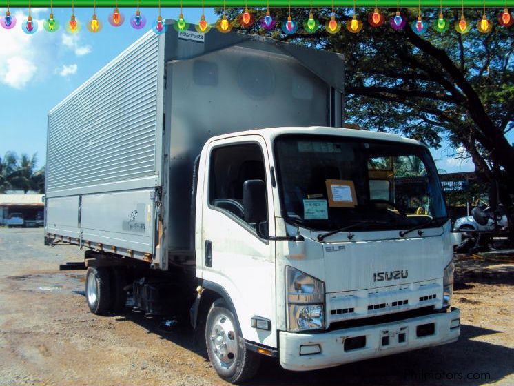 Isuzu Elf Wing Van in Philippines