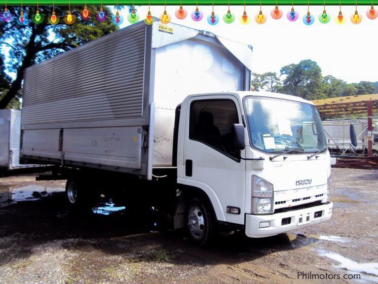 Isuzu Elf Wing Van in Philippines