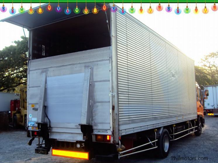 Isuzu Forward Aluminum Closed Van in Philippines