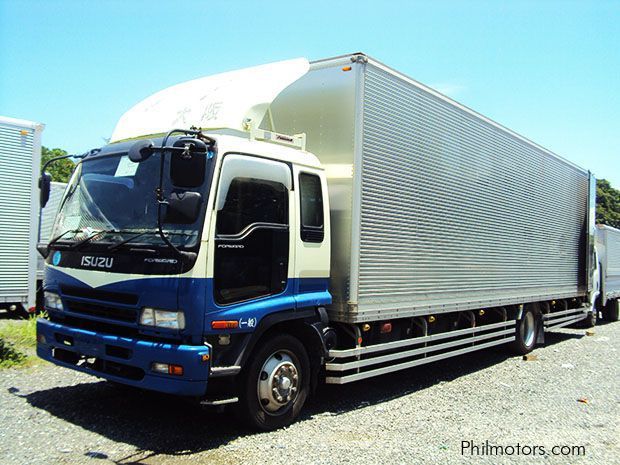 Isuzu Forward Long Closed Van in Philippines