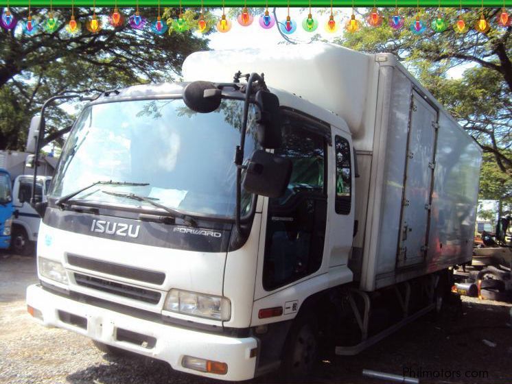 Isuzu Forward Ref Van in Philippines