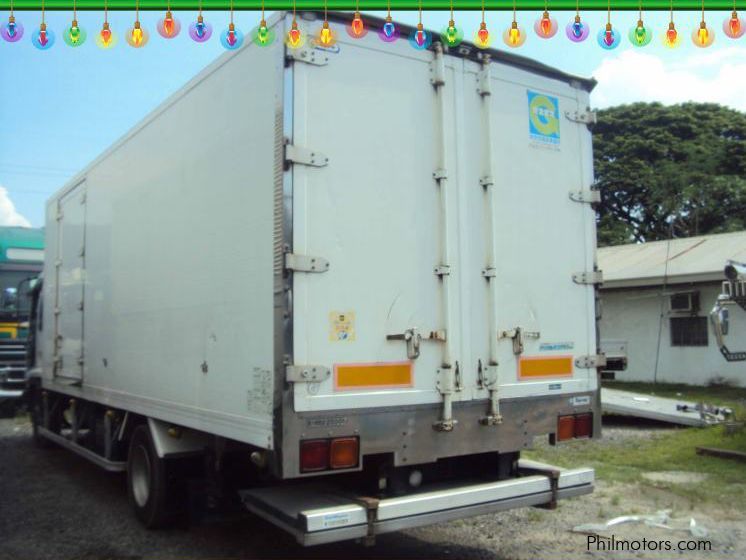 Isuzu Forward Ref Van in Philippines