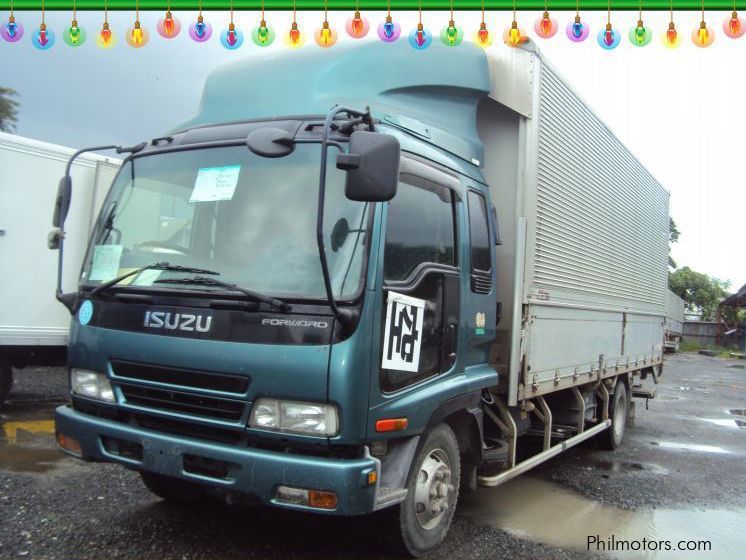 Isuzu Forward Wing Van in Philippines